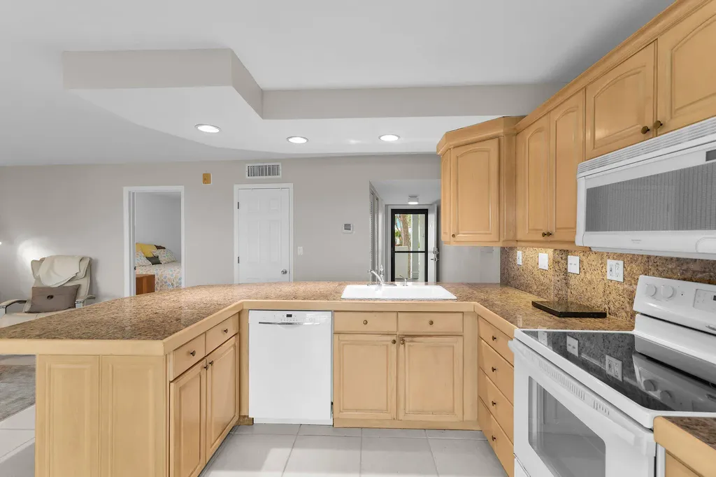 1085 Bald Eagle Marco Island FL 34145