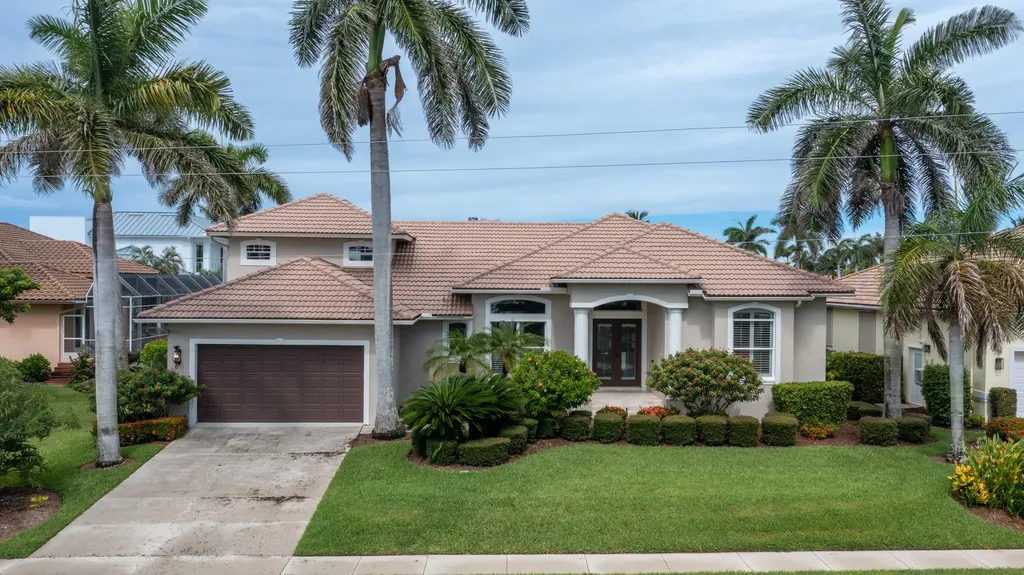 20 Copperfield Court Marco Island FL 34145