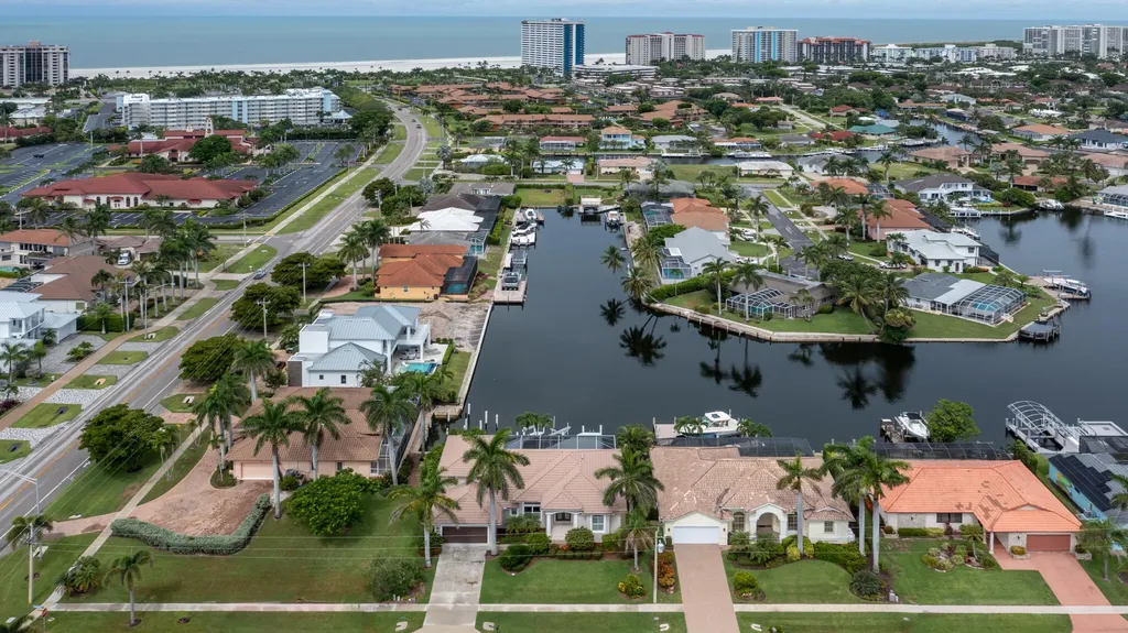 20 Copperfield Court Marco Island FL 34145