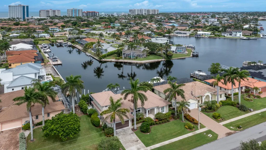 20 Copperfield Court Marco Island FL 34145