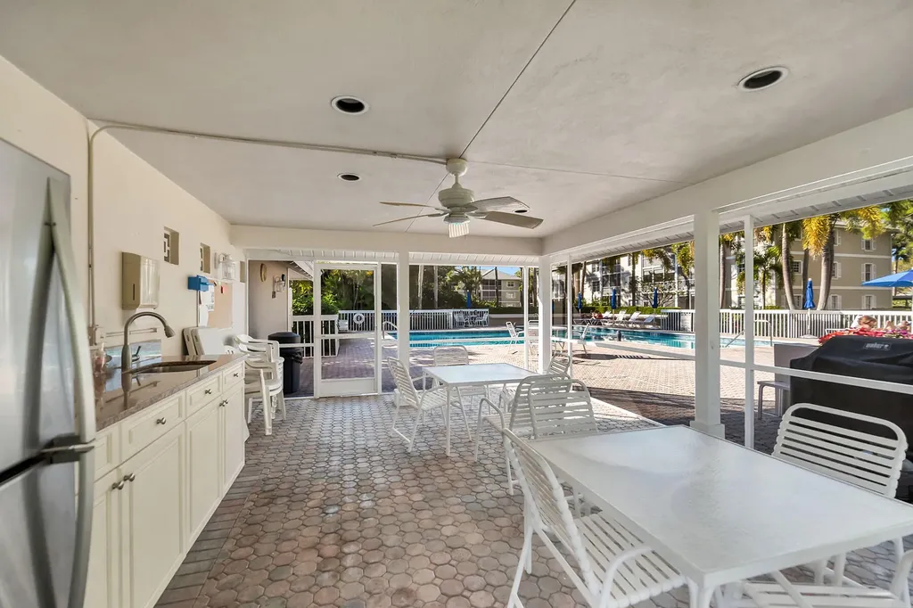 322 Sugar Pine Lane Naples FL 34108