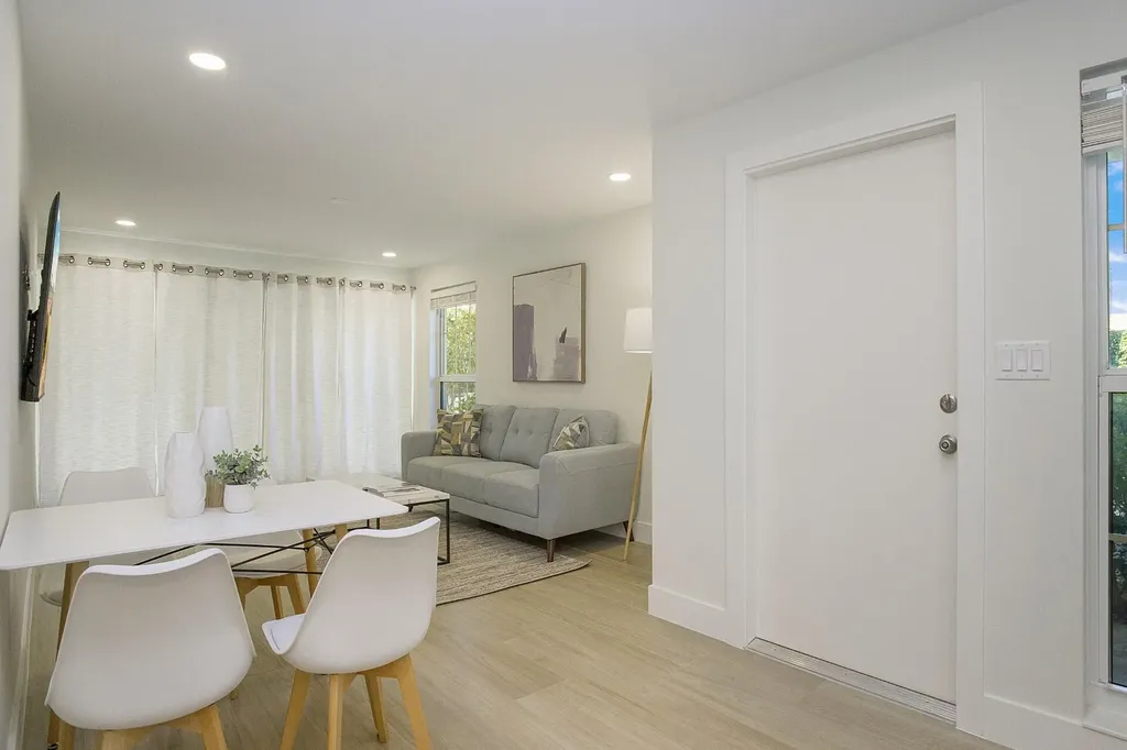 1215 Edington Place Marco Island FL 34145