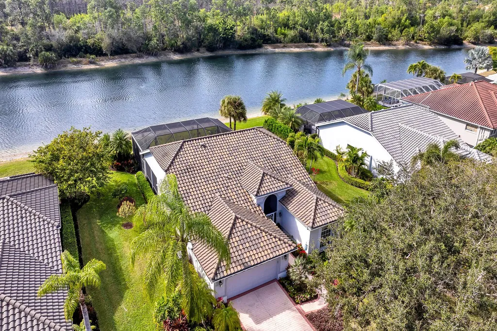 7809 Naples Heritage Drive Naples FL 34112