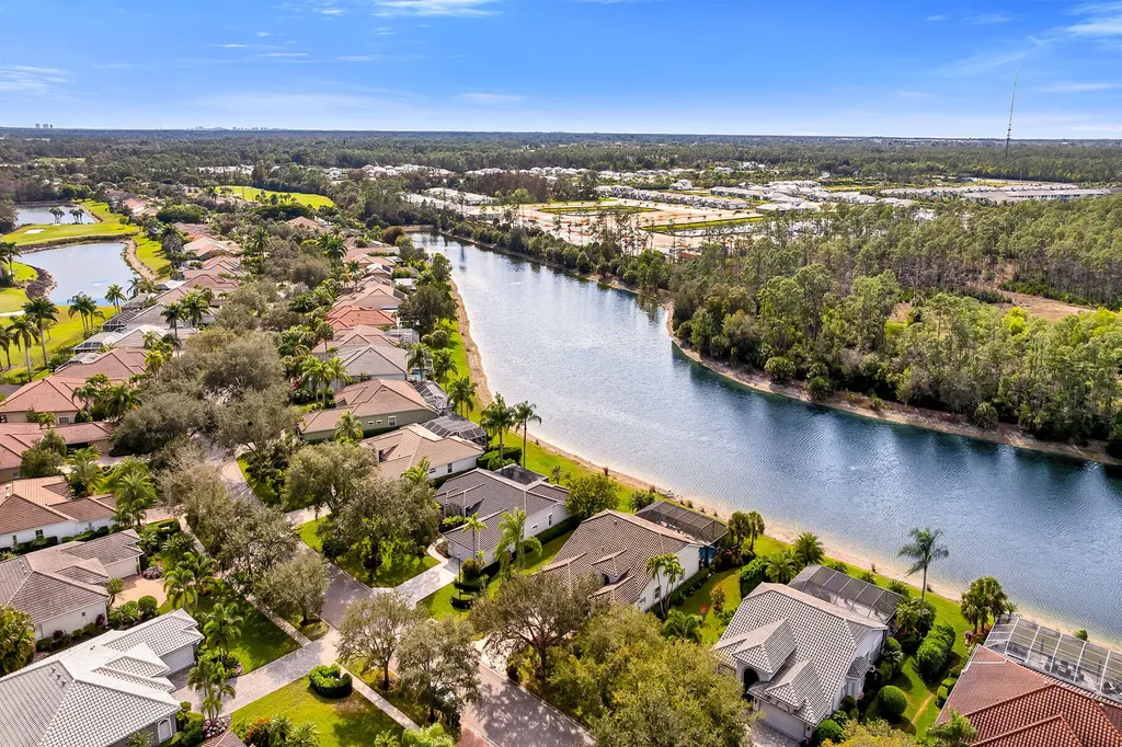 7809 Naples Heritage Drive Naples FL 34112