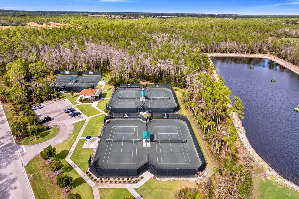 7809 Naples Heritage Drive Naples FL 34112