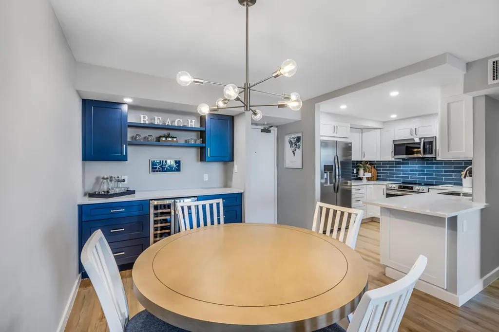 440 Seaview Court Marco Island FL 34145