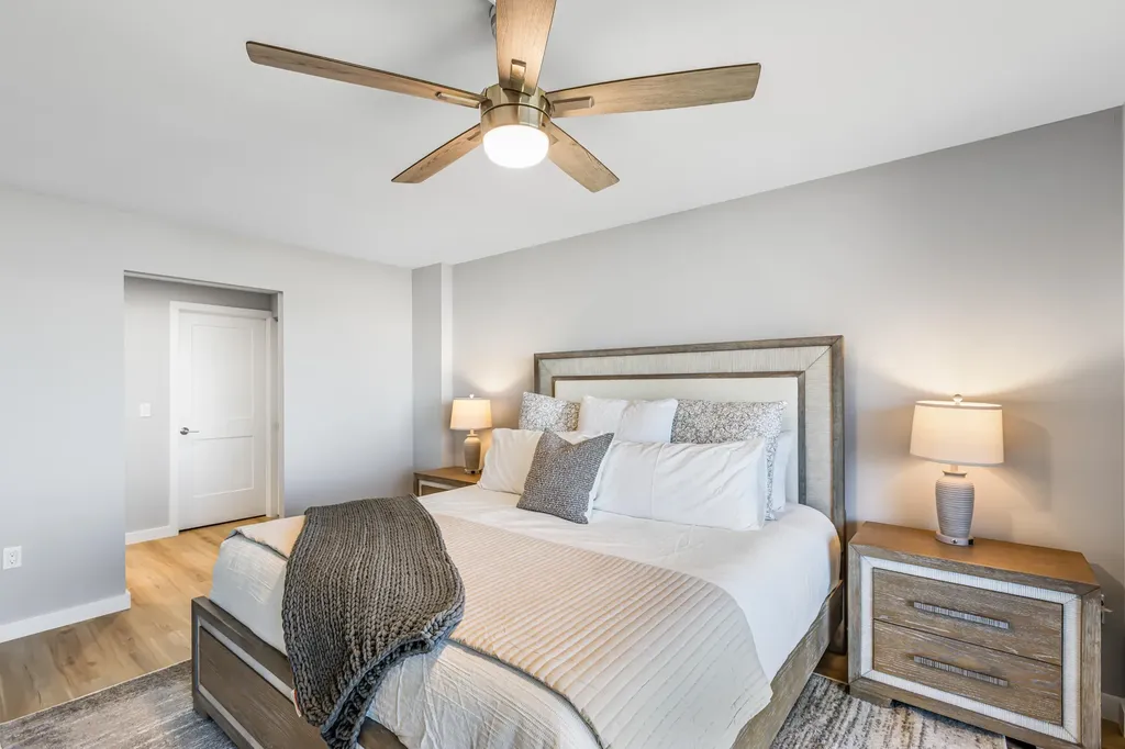 440 Seaview Court Marco Island FL 34145