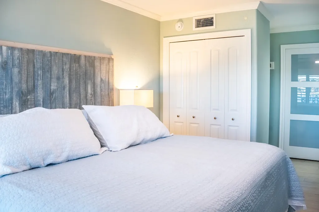 1215 Edington Place Marco Island FL 34145