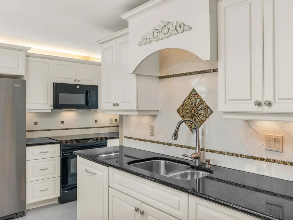 260 Seaview Court Marco Island FL 34145