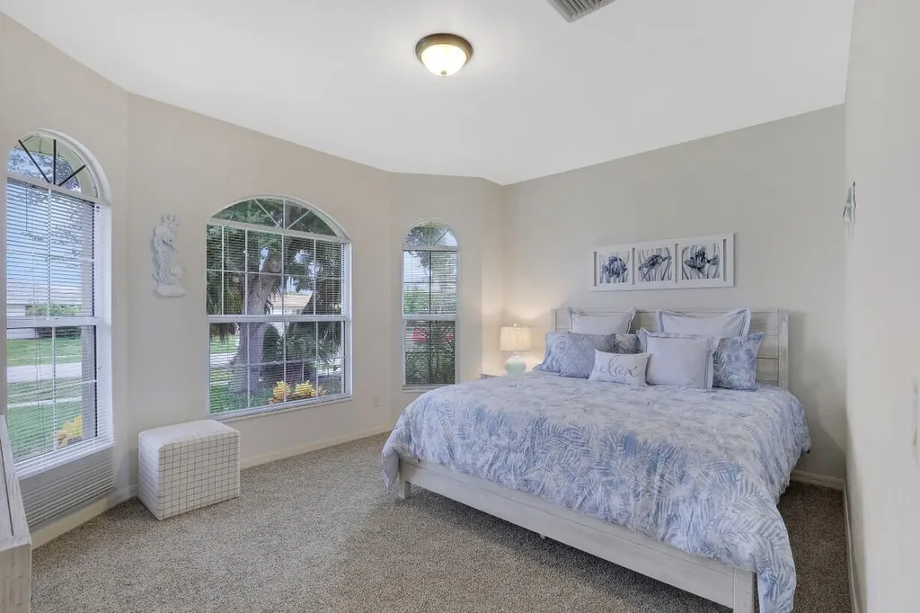 363 Columbus Way Marco Island FL 34145