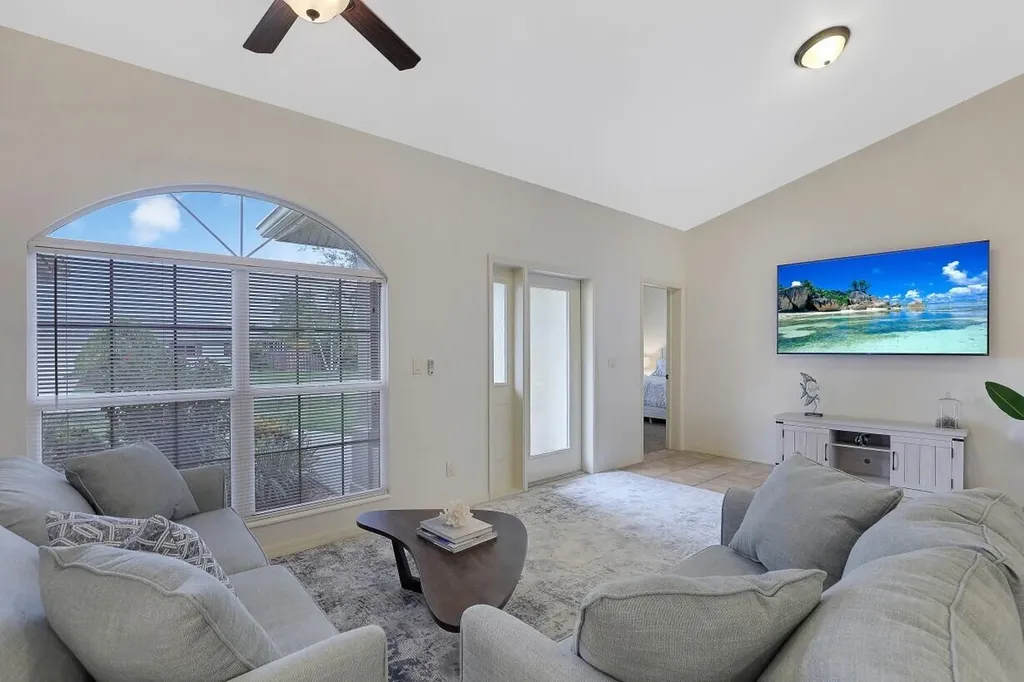 363 Columbus Way Marco Island FL 34145