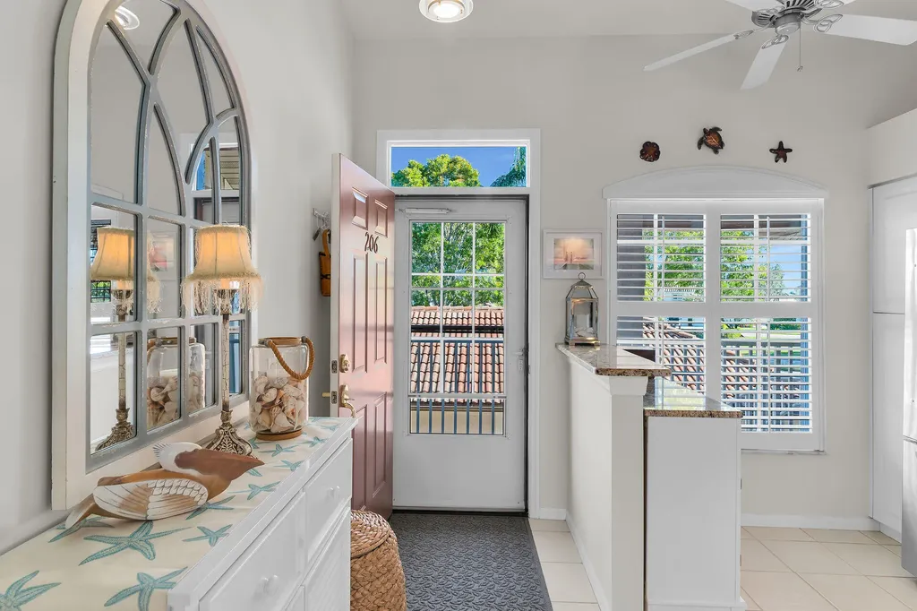 278 Newport Drive Naples FL 34114