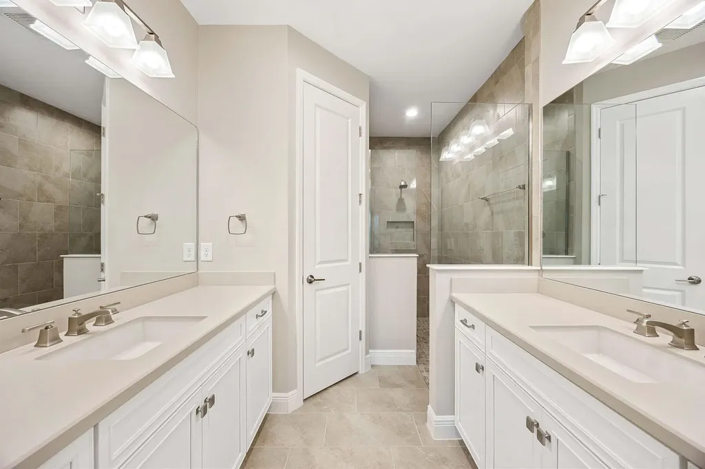 2303 Marquesa Circle Naples FL 34112