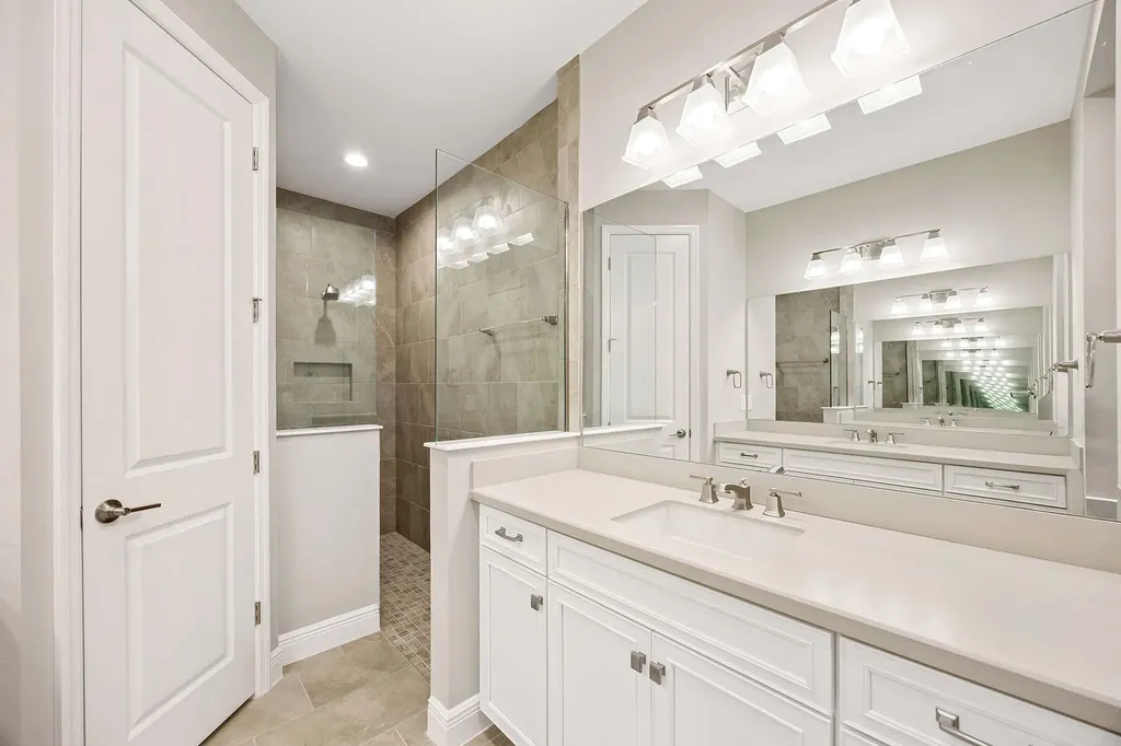 2303 Marquesa Circle Naples FL 34112