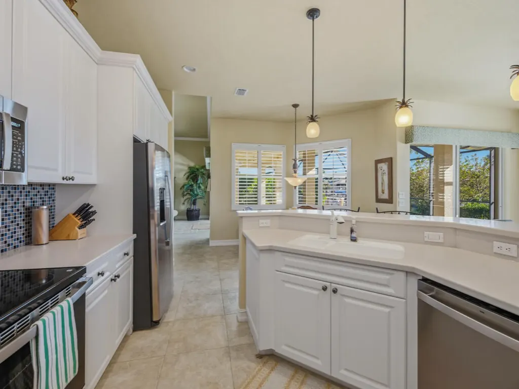 1641 Villa Court Marco Island FL 34145