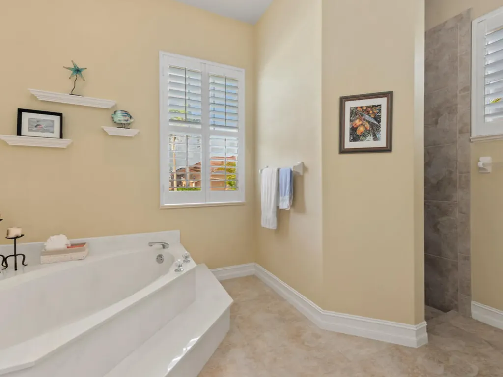 1641 Villa Court Marco Island FL 34145