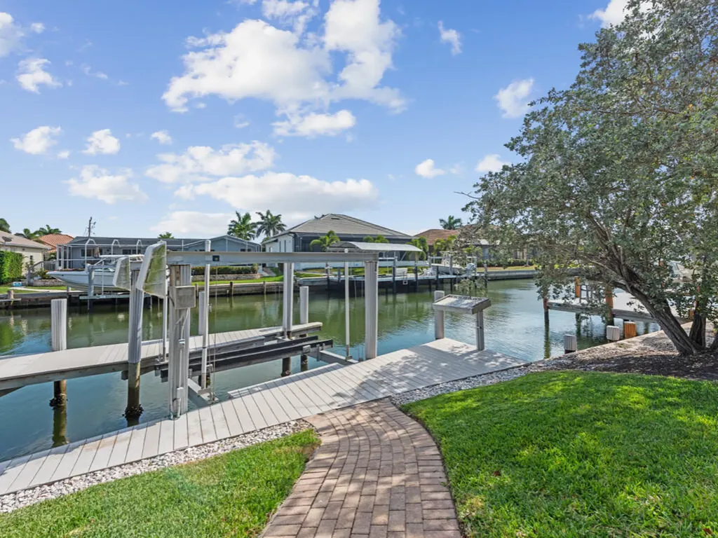 1641 Villa Court Marco Island FL 34145