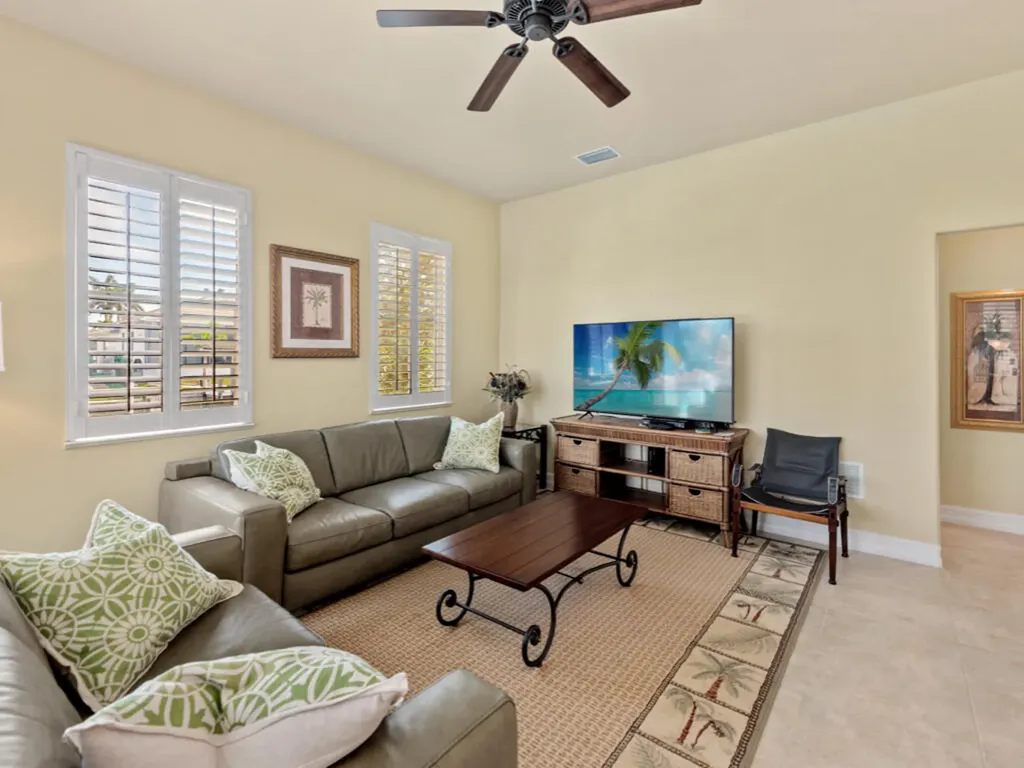1641 Villa Court Marco Island FL 34145
