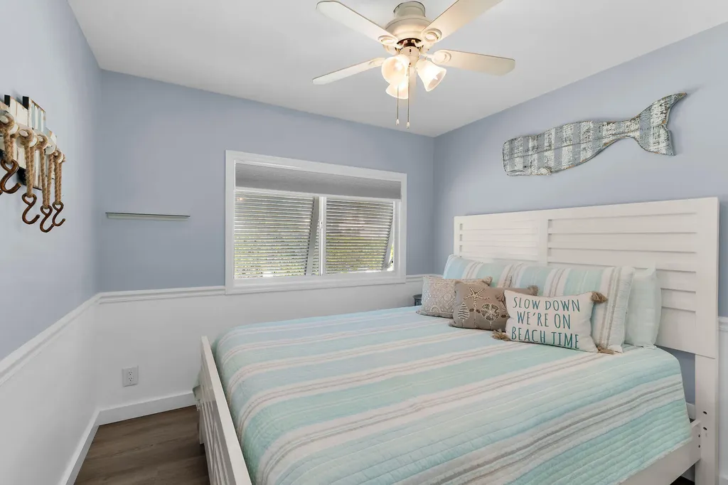 639 Palm Avenue Goodland FL 34140