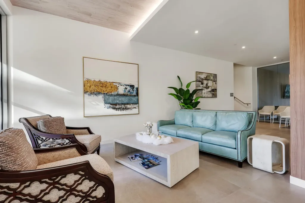 260 Seaview Court Marco Island FL 34145