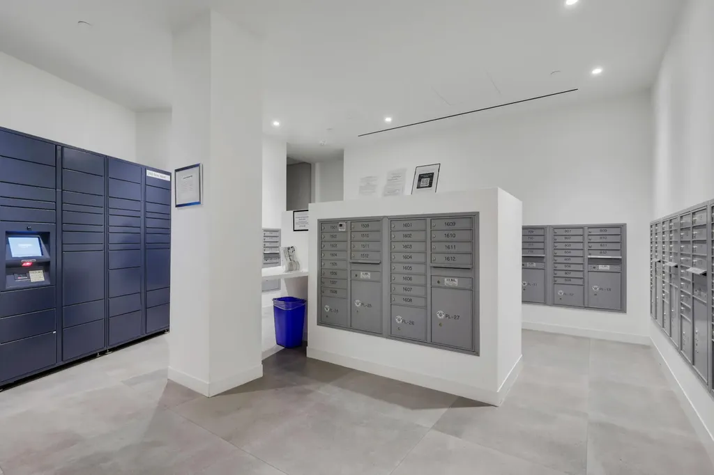 260 Seaview Court Marco Island FL 34145