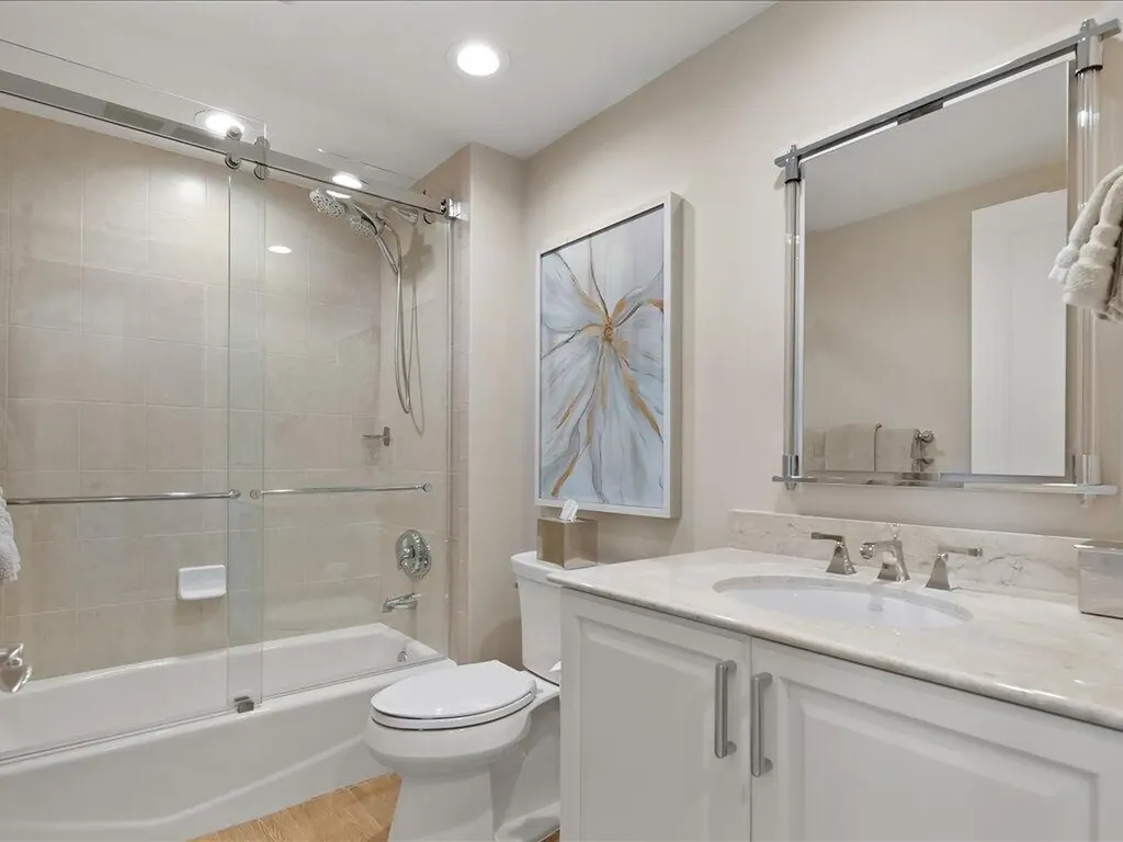 1050 Borghese Naples FL 34114