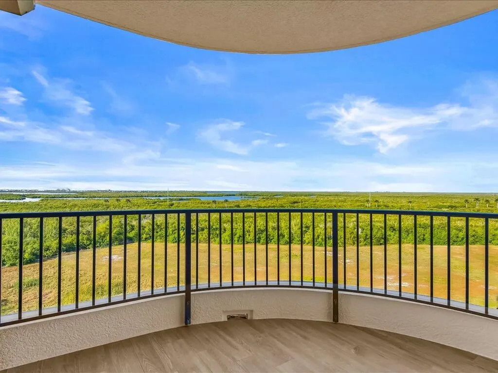 1050 Borghese Naples FL 34114