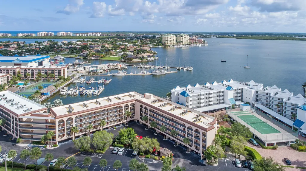995 Anglers Marco Island FL 34145
