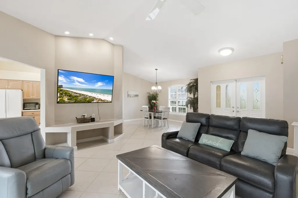 139 Balfour Drive Marco Island FL 34145