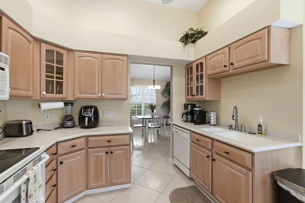 139 Balfour Drive Marco Island FL 34145