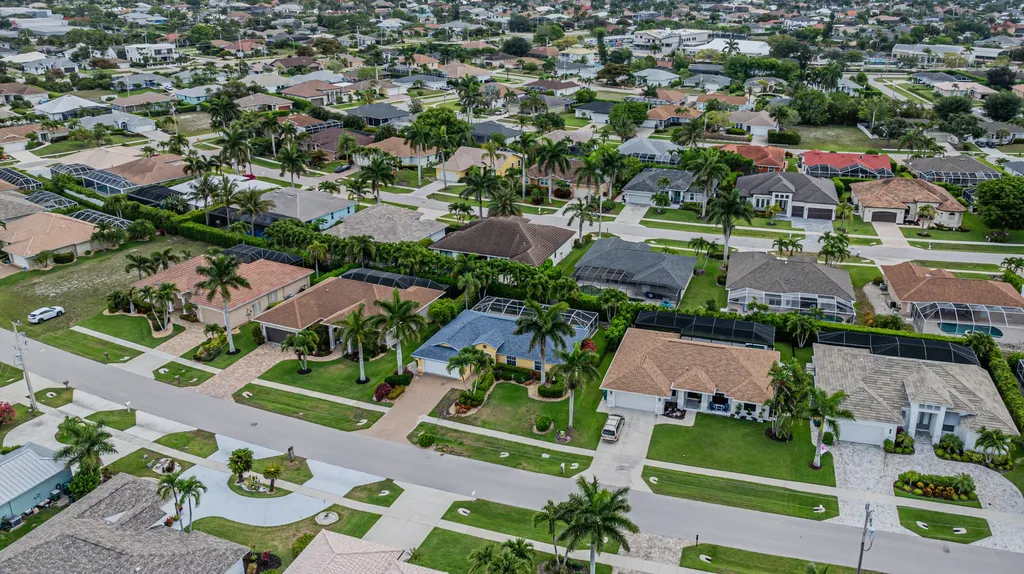 139 Balfour Drive Marco Island FL 34145