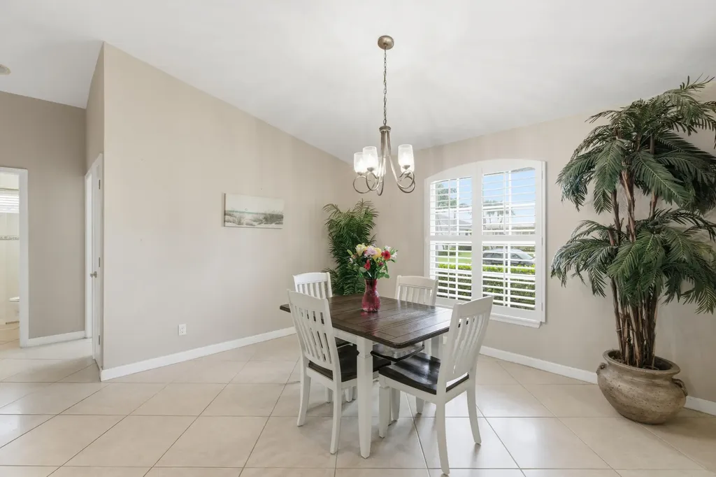 139 Balfour Drive Marco Island FL 34145