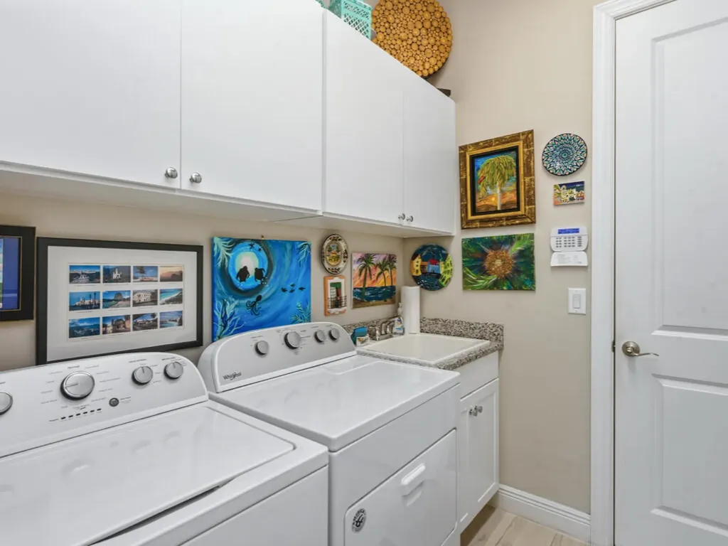 8947 St Lucia Drive Naples FL 34114