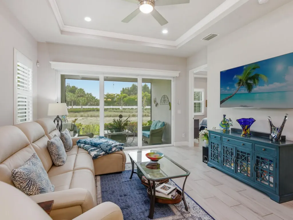 8947 St Lucia Drive Naples FL 34114