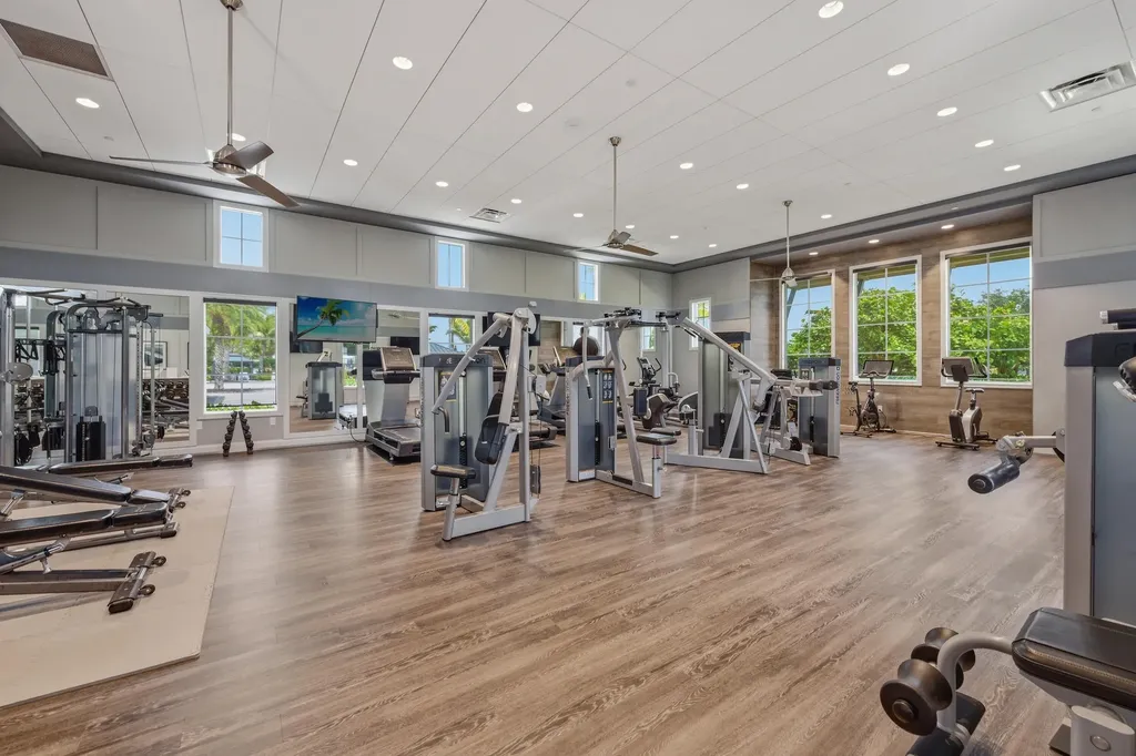8947 St Lucia Drive Naples FL 34114