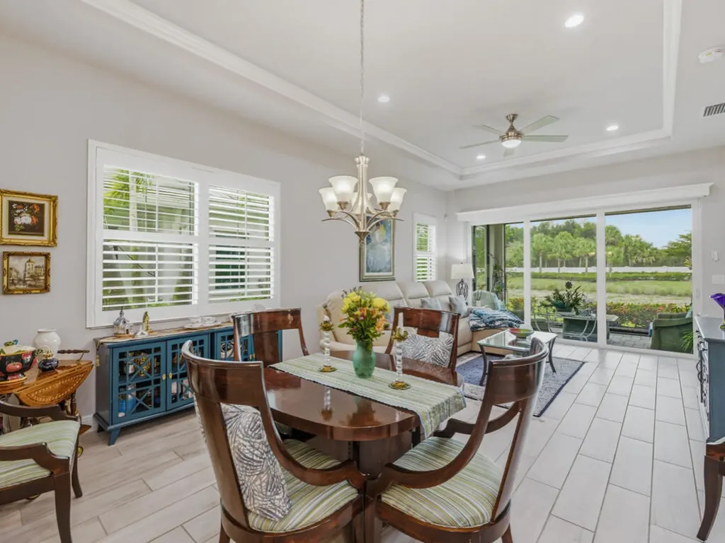 8947 St Lucia Drive Naples FL 34114