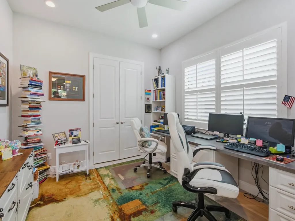 8947 St Lucia Drive Naples FL 34114