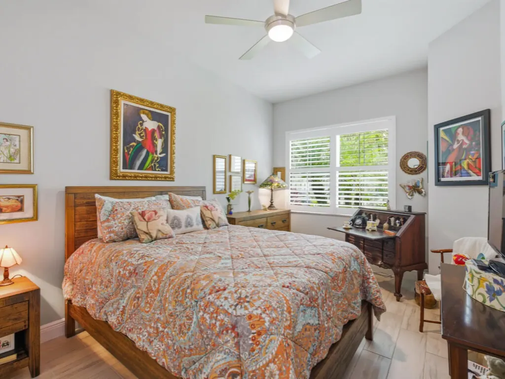 8947 St Lucia Drive Naples FL 34114