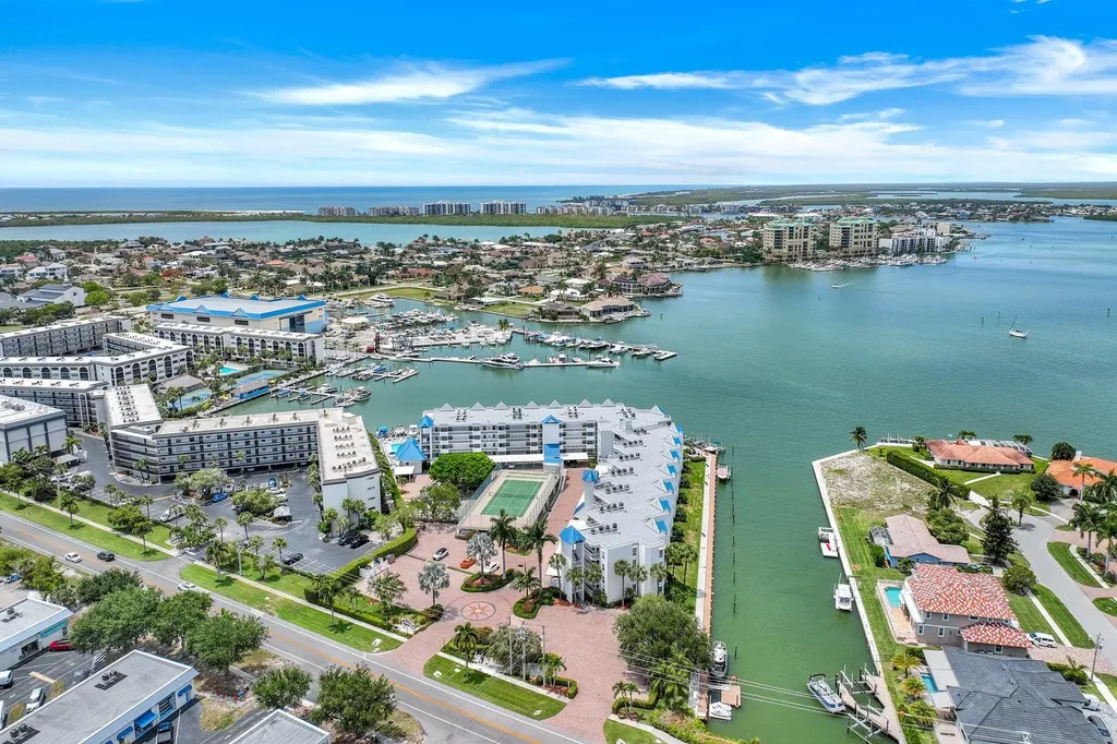 Marco Island FL, 991 N Barfield Drive, Unit 307