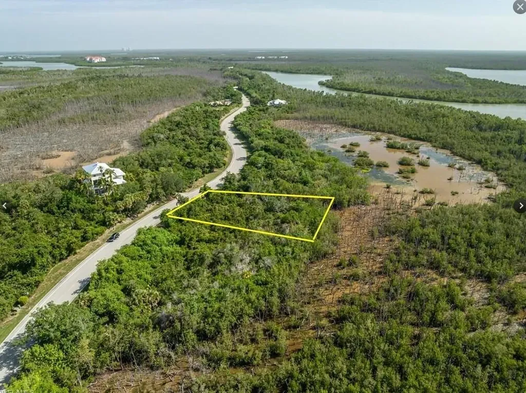 822 Whiskey Creek Drive Marco Island FL 34145