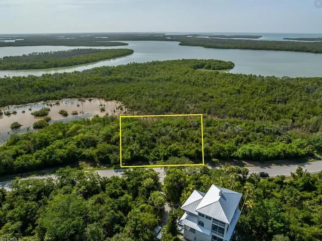 822 Whiskey Creek Drive Marco Island FL 34145
