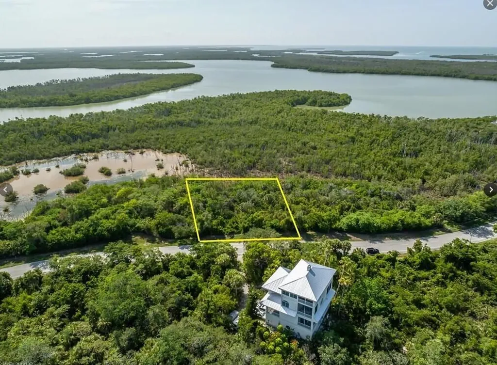 822 Whiskey Creek Drive Marco Island FL 34145