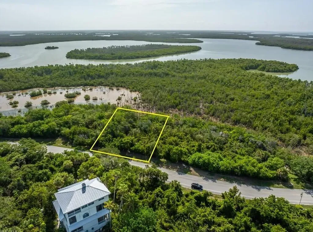 822 Whiskey Creek Drive Marco Island FL 34145