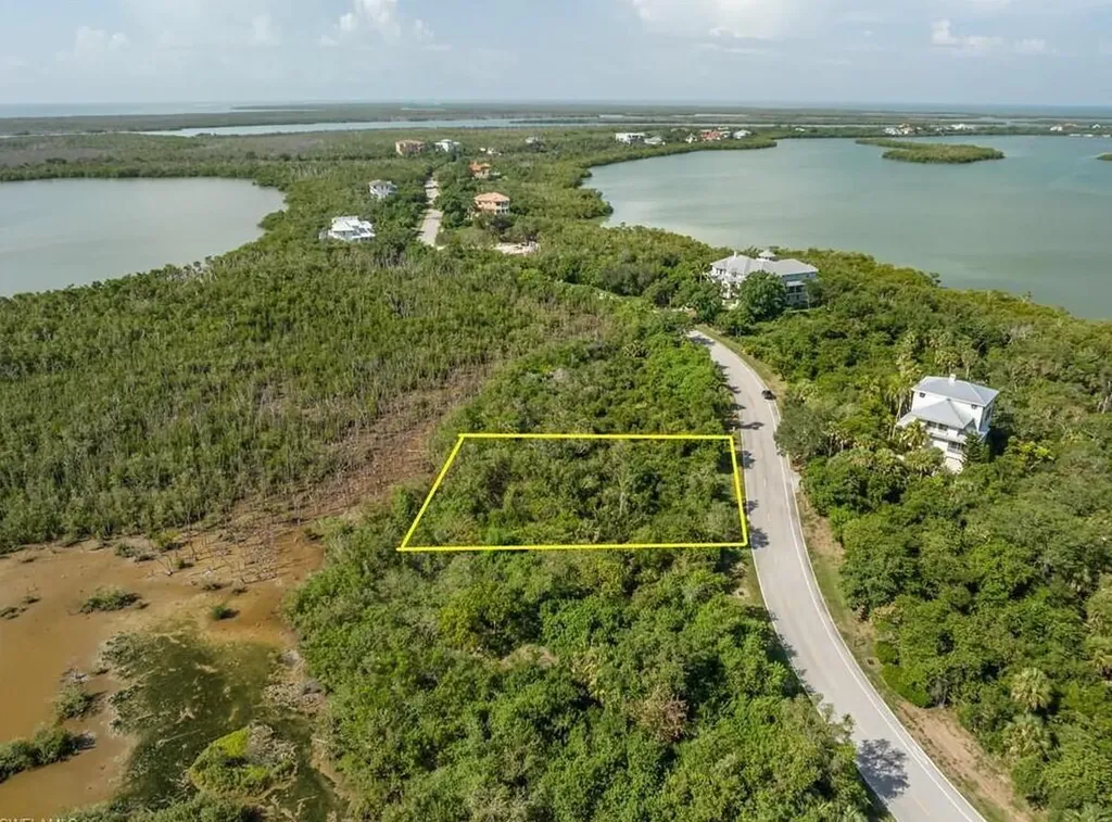 822 Whiskey Creek Drive Marco Island FL 34145