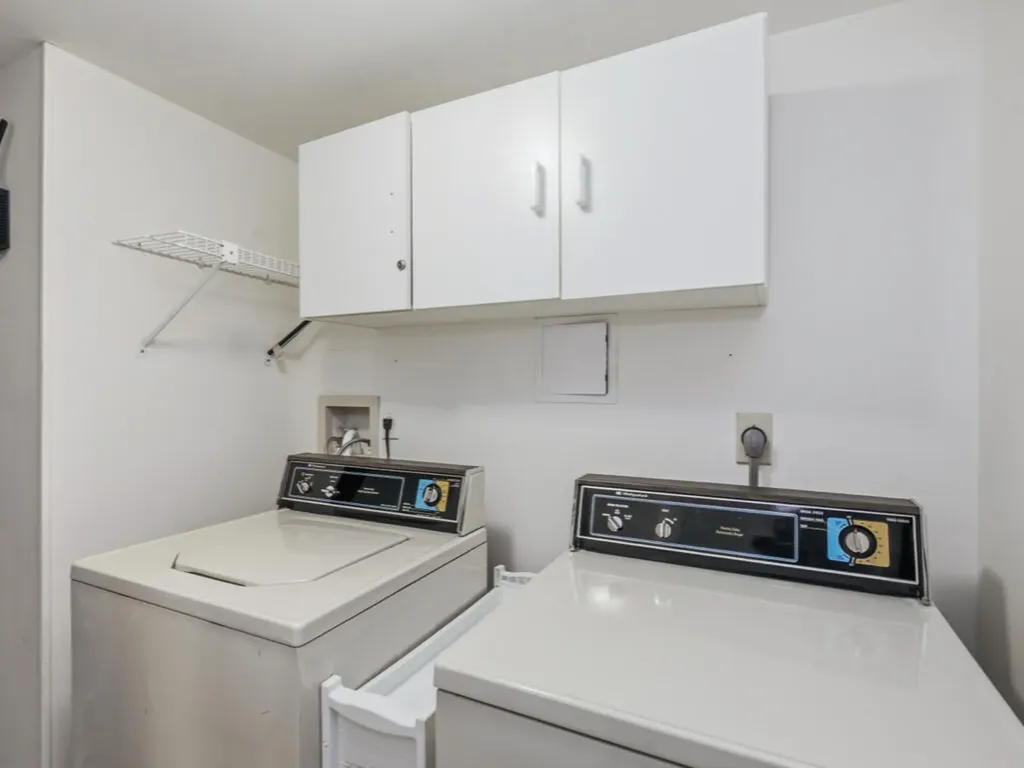 5970 Amherst Drive Naples FL 34112