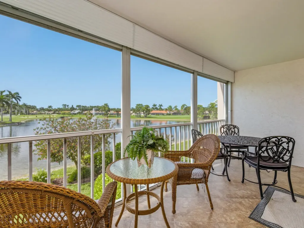 5970 Amherst Drive Naples FL 34112