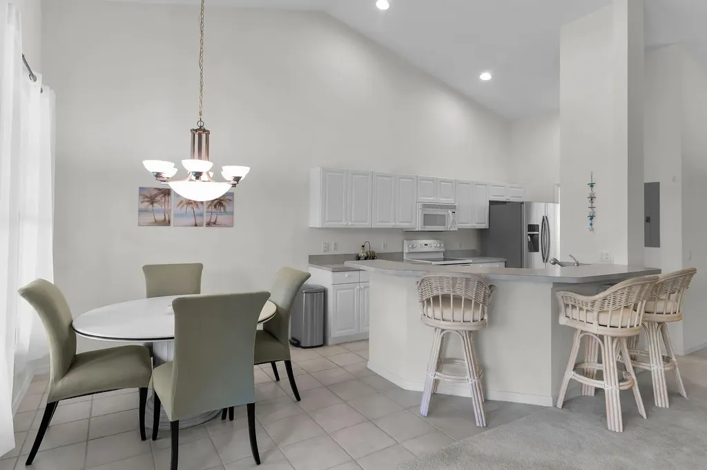 285 Cays Drive Naples FL 34114