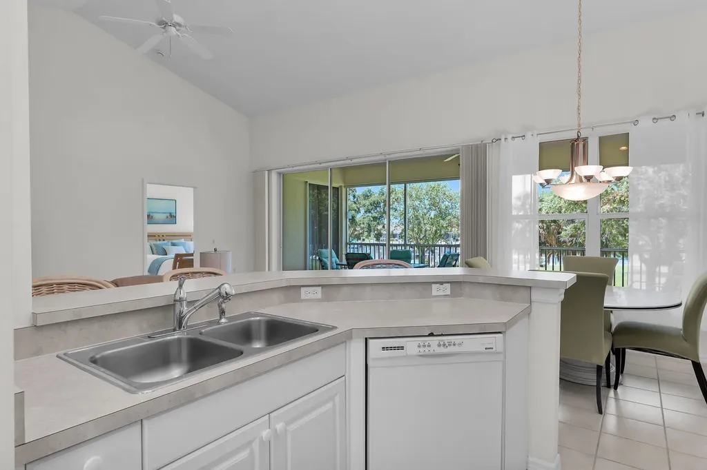 285 Cays Drive Naples FL 34114