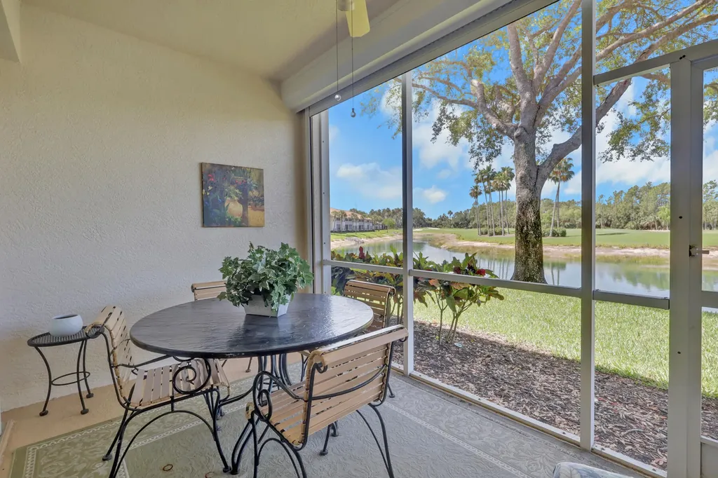 3850 Sawgrass Way Naples FL 34112