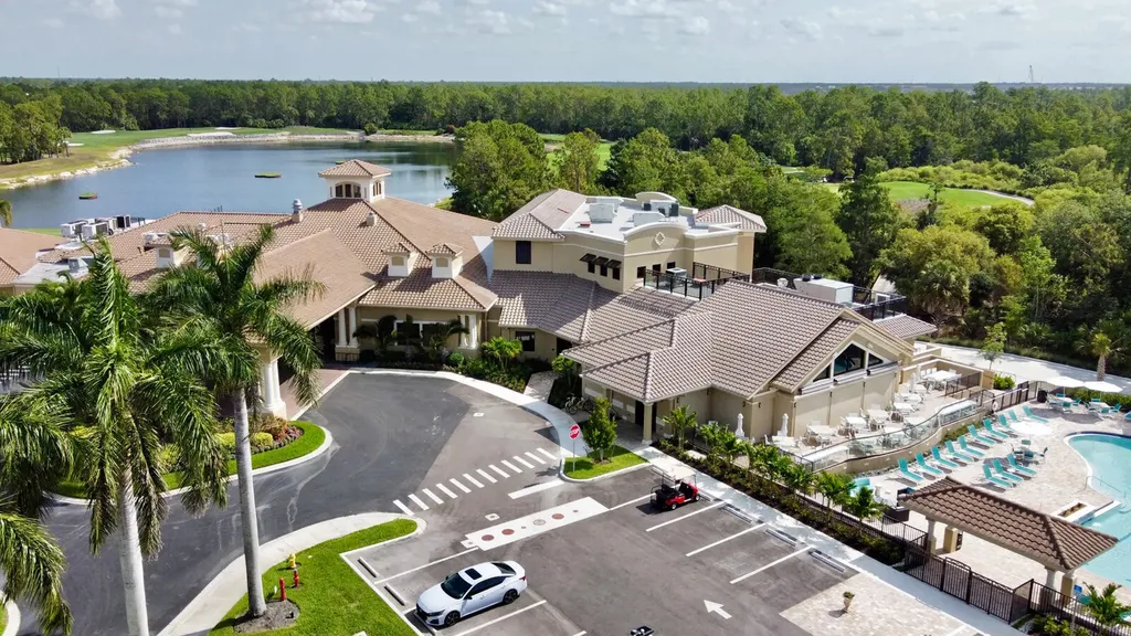 3850 Sawgrass Way Naples FL 34112